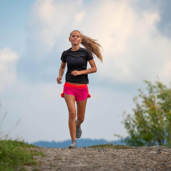 Young Girl With Lean Physique Running Aquhz